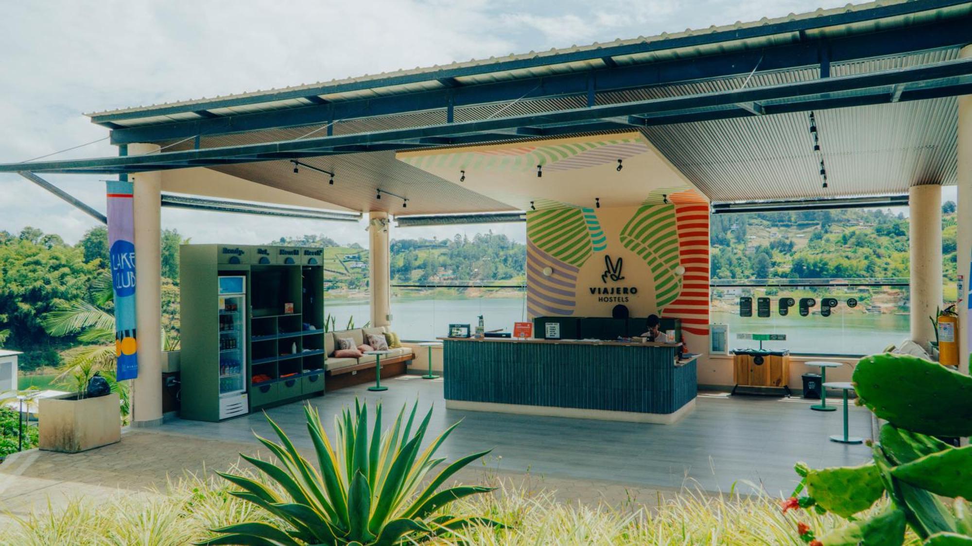 Viajero Guatape Hostel & Lake Club Extérieur photo