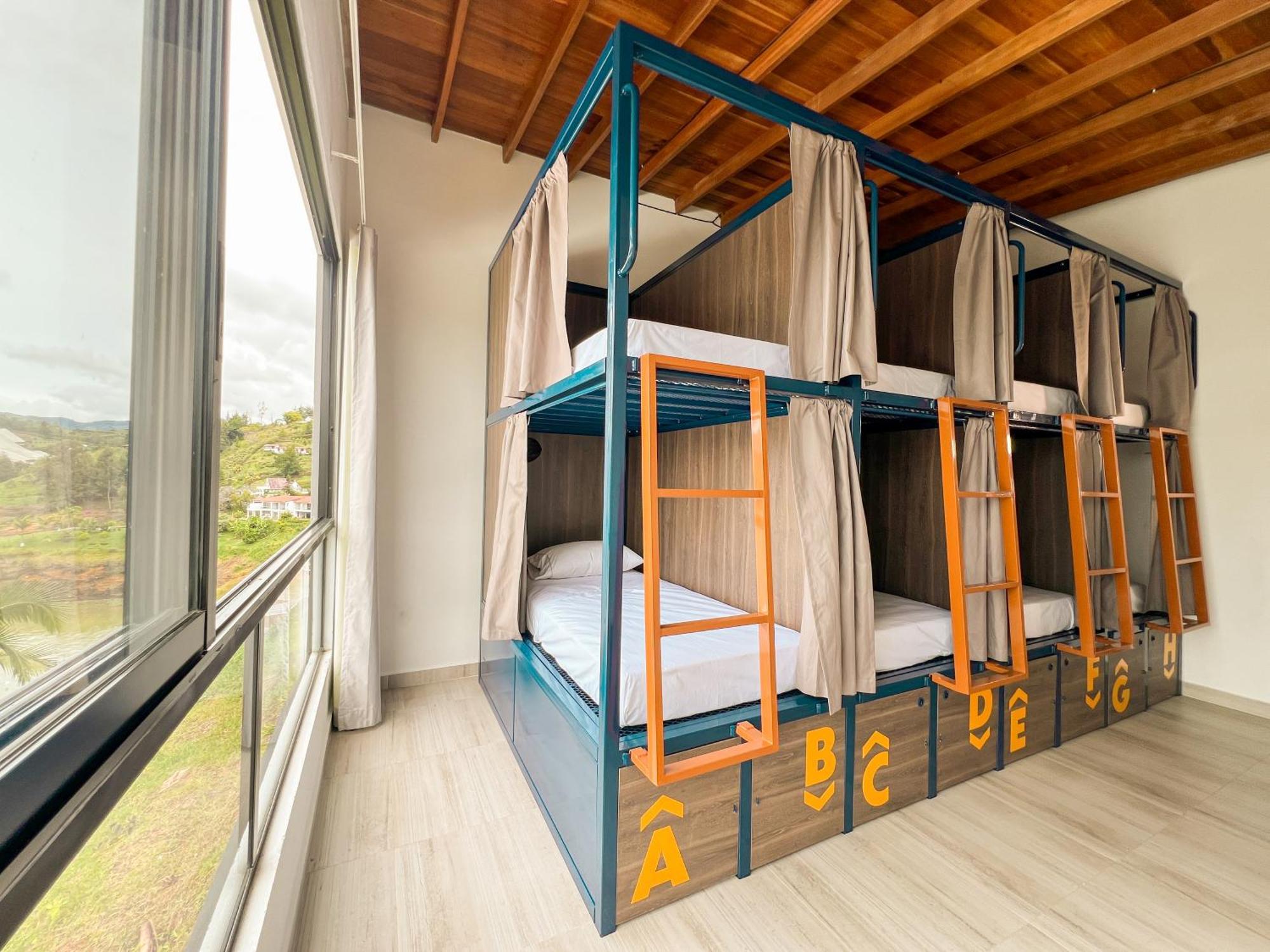 Viajero Guatape Hostel & Lake Club Extérieur photo